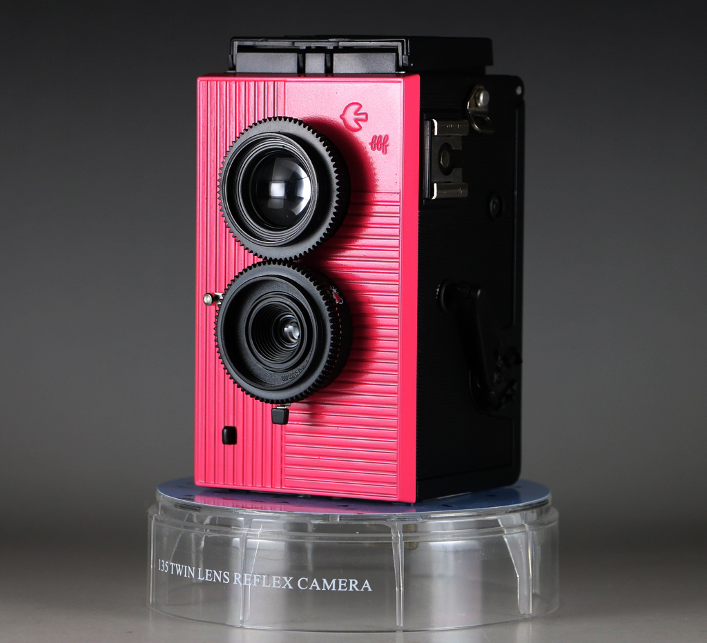 blackbird,fly 二眼トイカメラ/仮面ライダーディケイド Amazon.co.jp