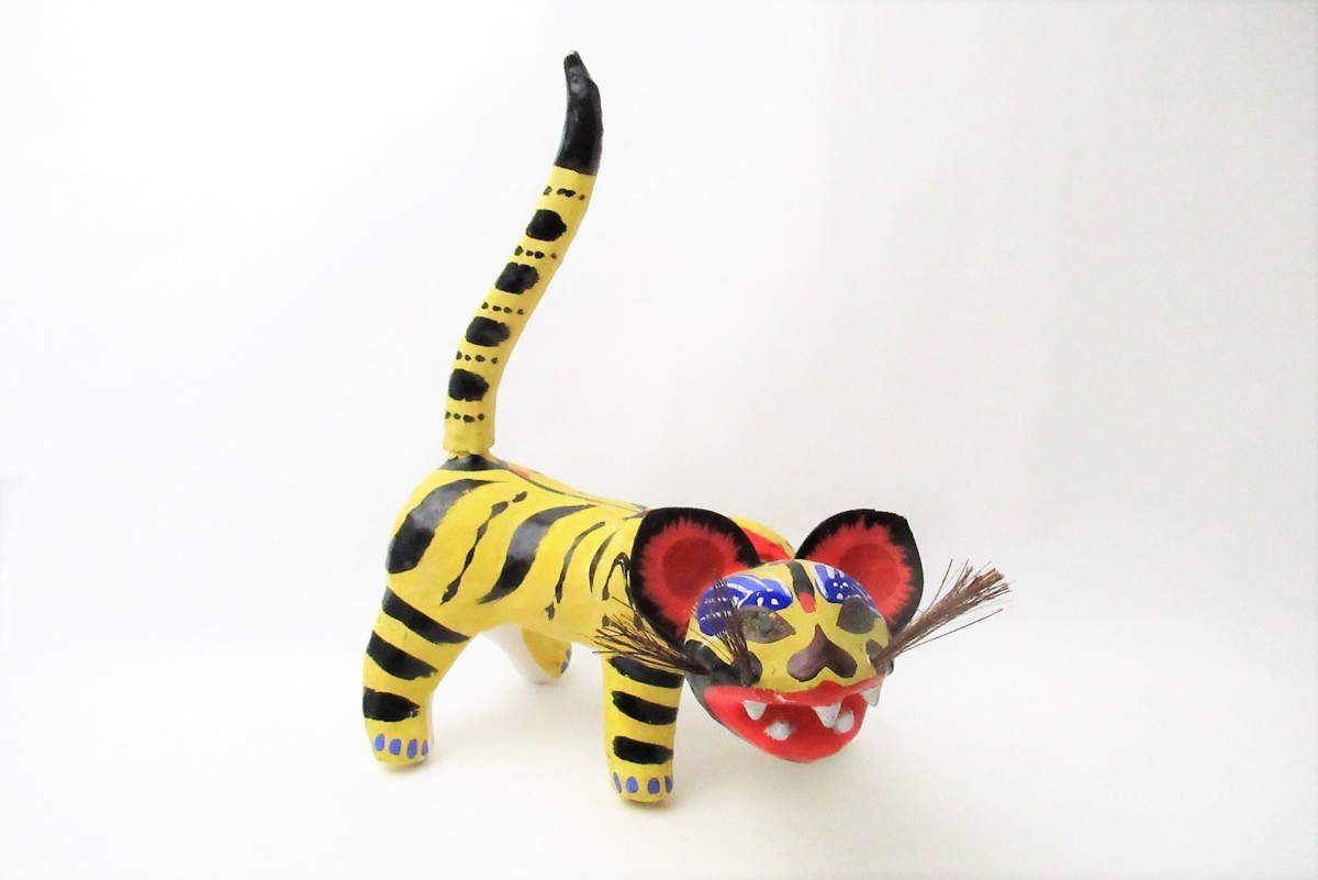 早い物勝ち】出雲の郷土玩具 張子虎