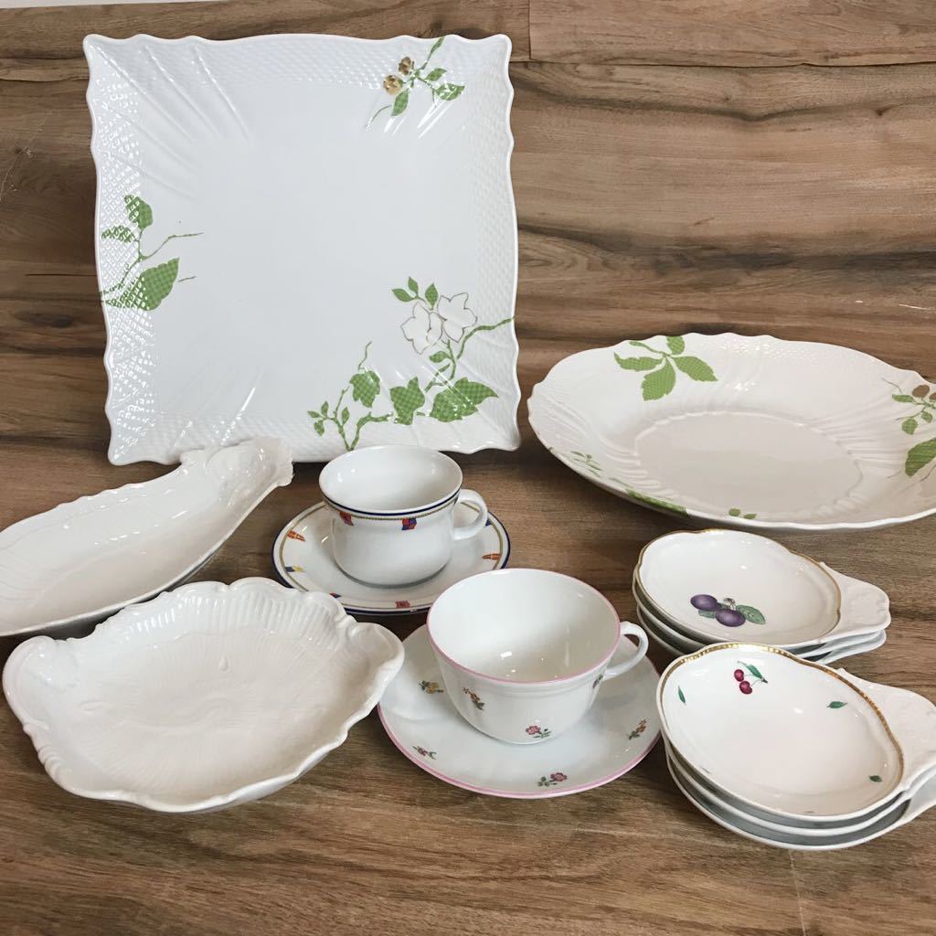 リチャードジノリ花柄陶器製写真額縁2枚セット リチャードジノリ花柄陶器