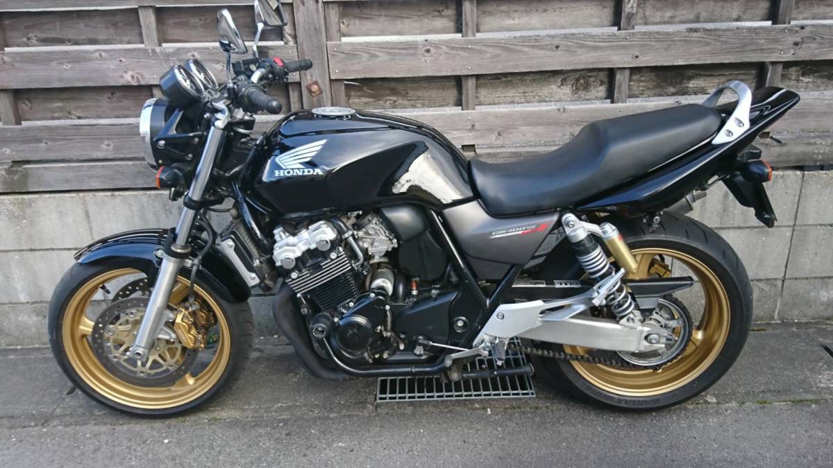 凹み無し‼️HONDA cb400sf nc39ブラックタンク 激安！ホンダ CB400SF
