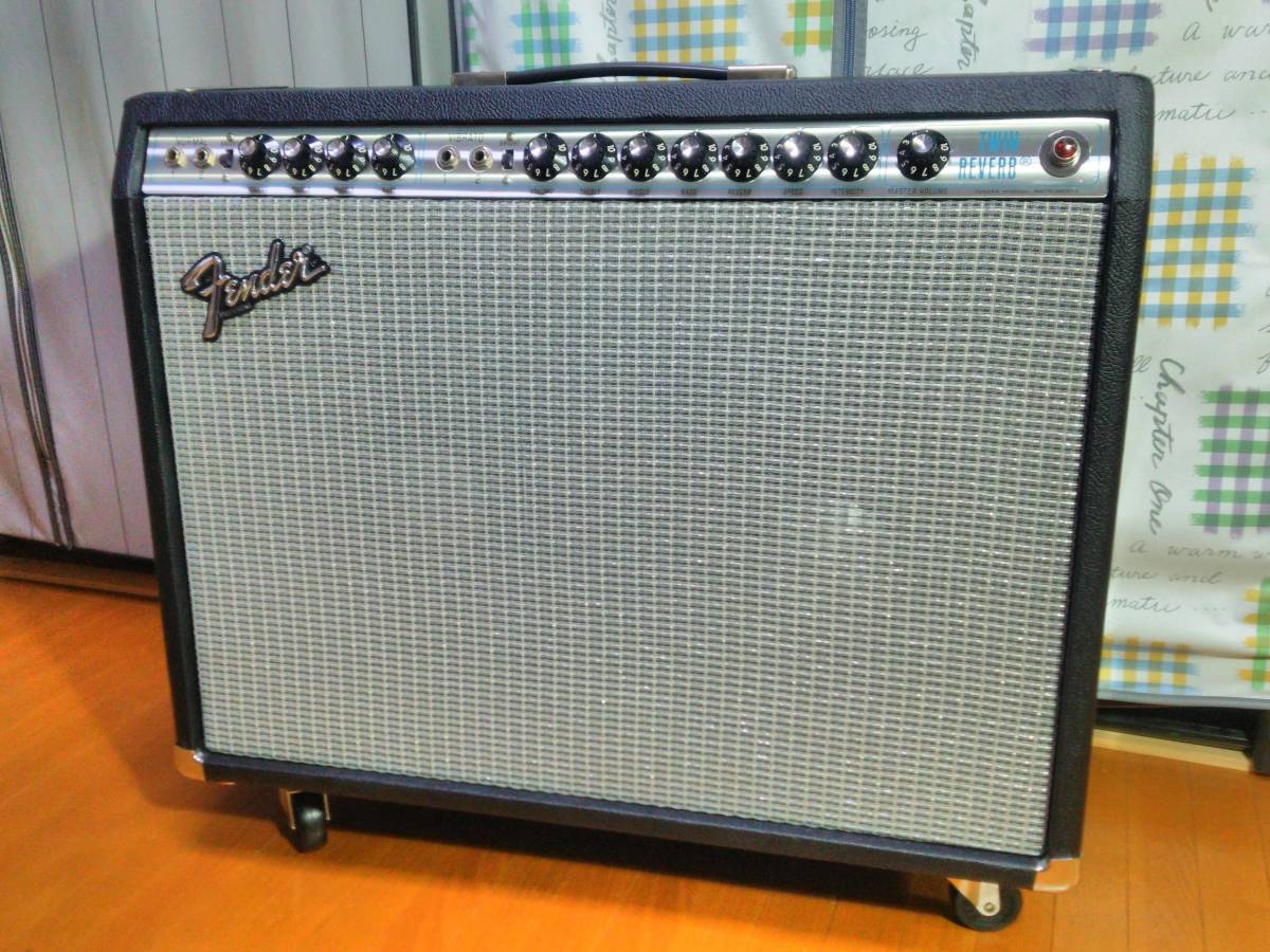 フェンダーチャンプ 銀パネ 70年代 Fender '78 Vibro Champ - シルバー