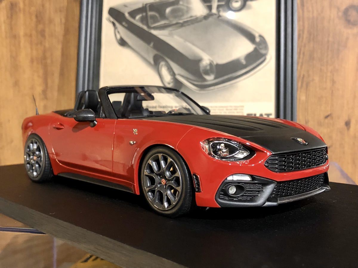 最終値下げ☆TOPSPEED models1/18 アバルト124スパイダー 最終値下げ