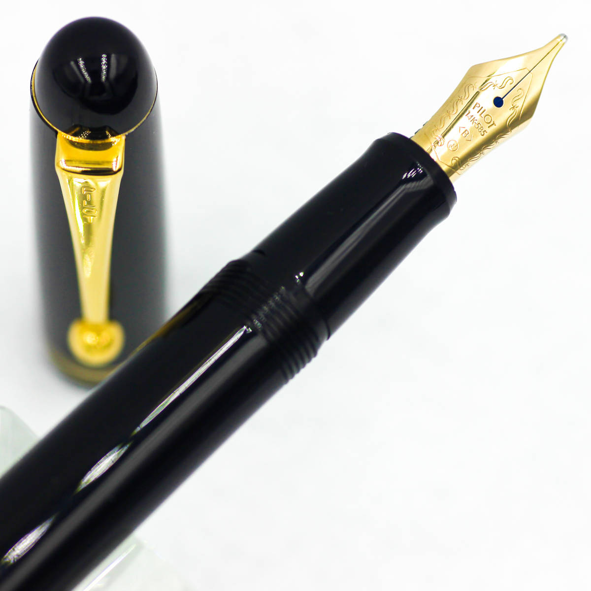 14 PILOT/パイロット CUSTOM 67 万年筆 ペン先14K-585 [F]