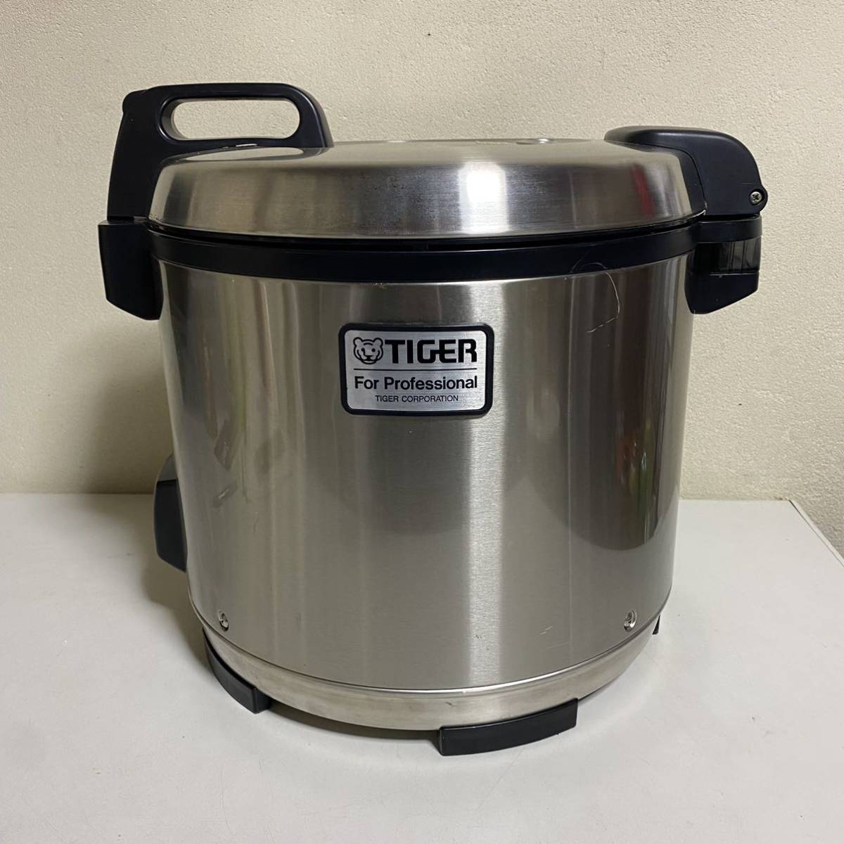 ✴︎ささ✴︎23年製 業務用2升炊き タイガー炊飯ジャー JNO-A361