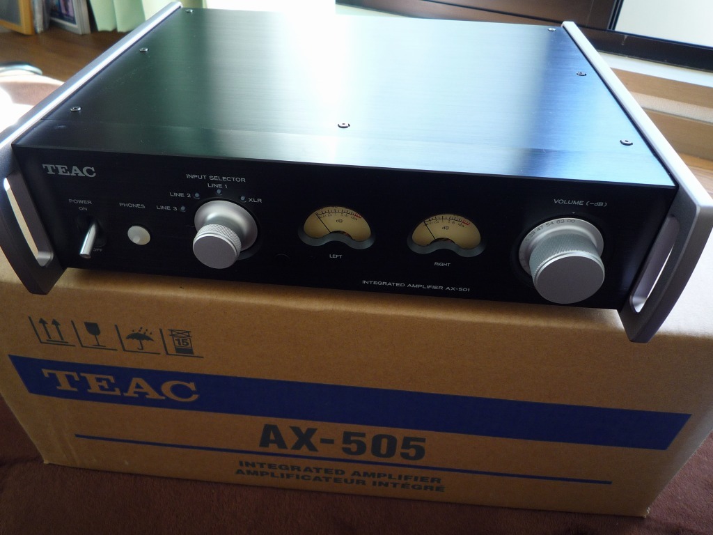 TEAC ティアック AX-501 バランス入力装備プリメインアンプ 黒 送料