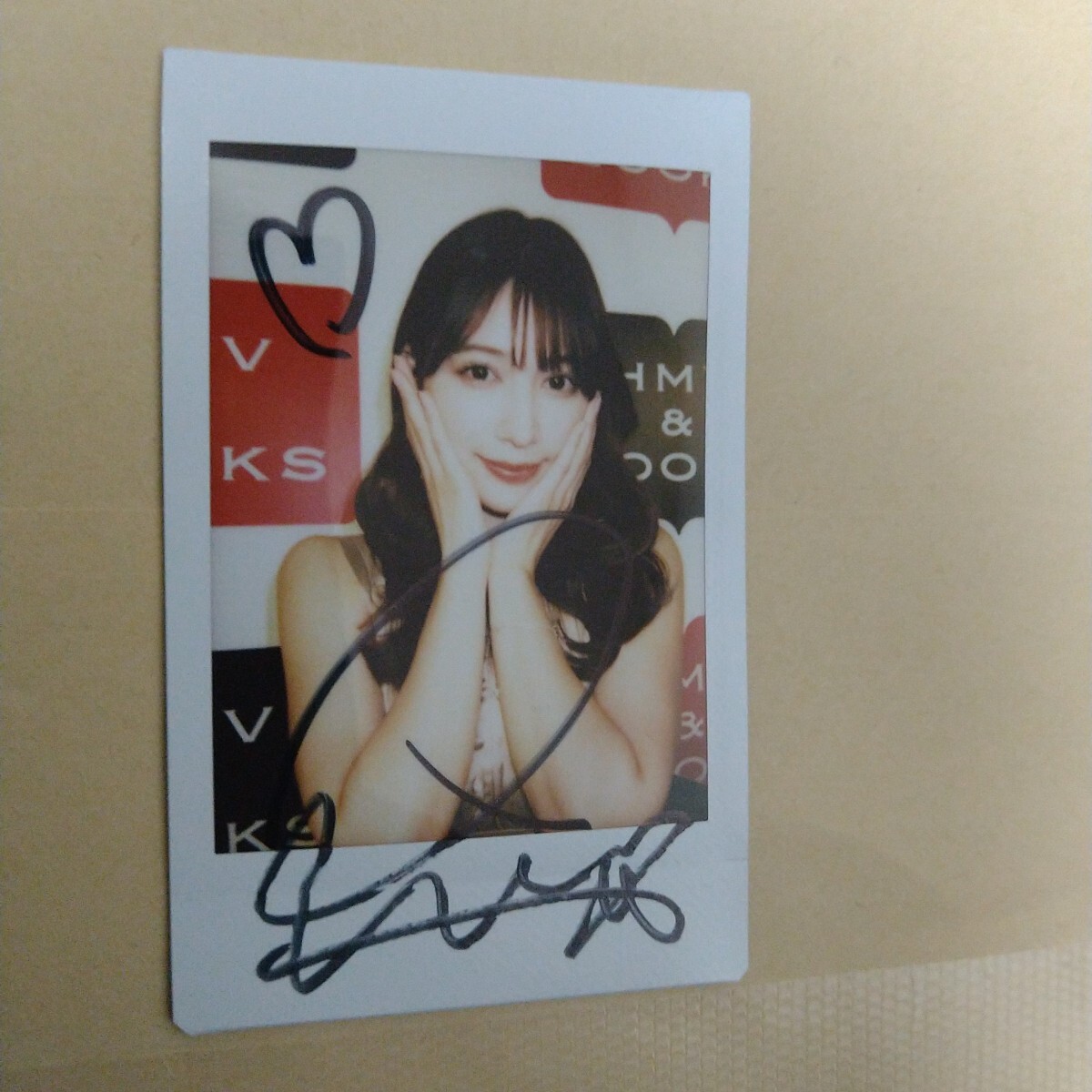 SHOW TIME TWICE モモ 直筆サイン入りチェキ ラキドロ TWICE モモ