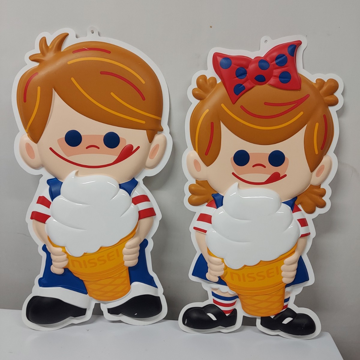 セール中 【非売品新品】スジャータ TOMI ソフトクリーム看板 ライト