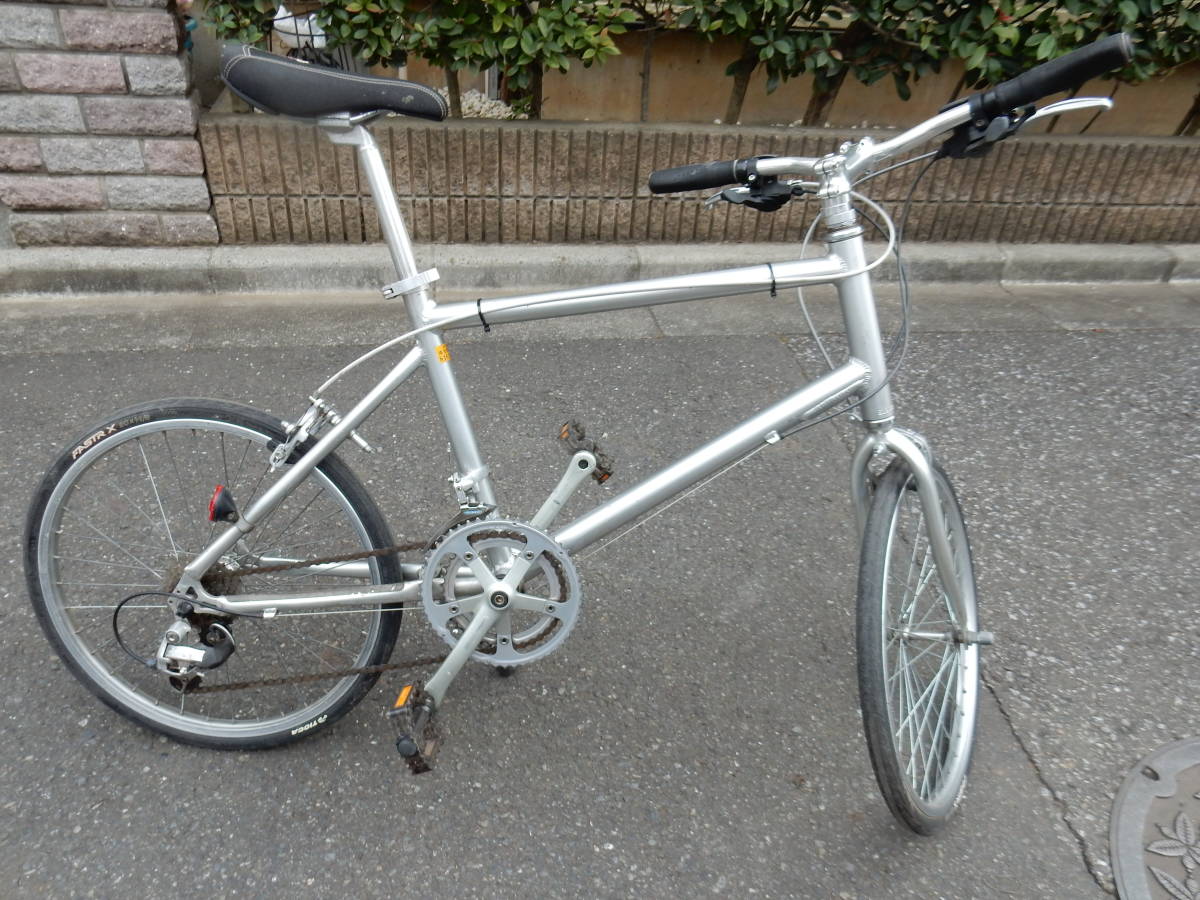 引き取り限定シルバー ミニベロ自転車