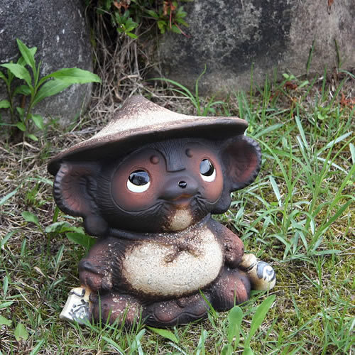 信楽焼 たぬき 置物 高さ23.5cm 陶器 縁起物 福耳狸 ta-0111