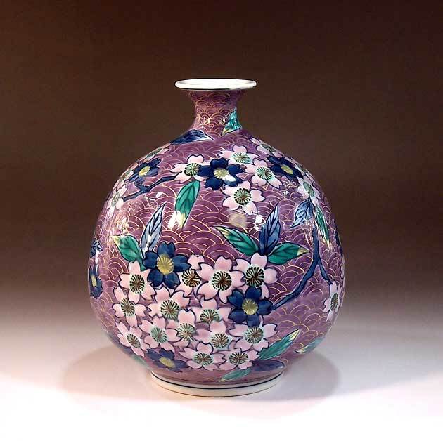 有田焼 陶芸家 藤井錦彩作】有田焼美術品 染錦金彩青海波桜絵飾り花瓶