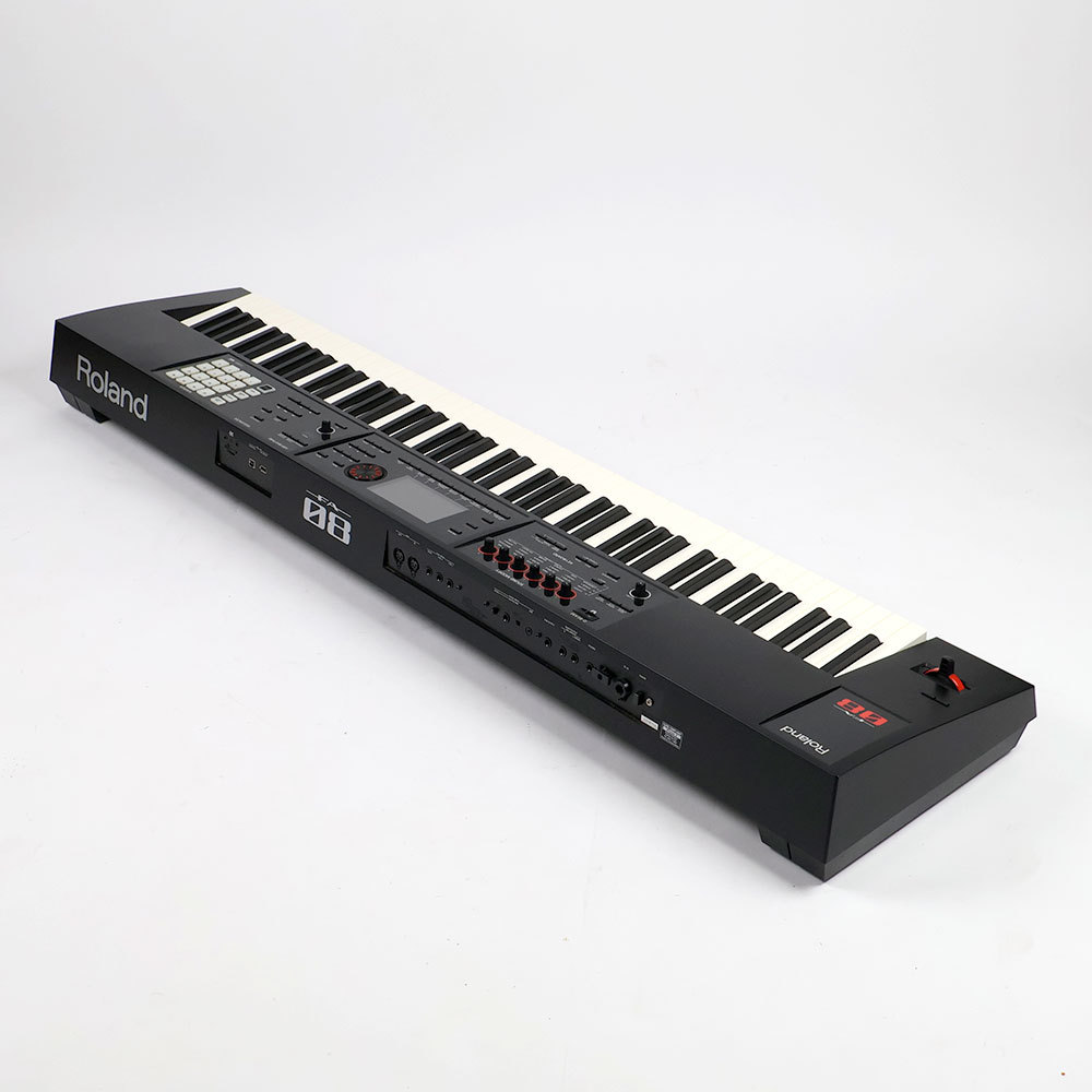 送料込み】Roland FA-08 シンセサイザー 88鍵 中古】 Roland / FA-08