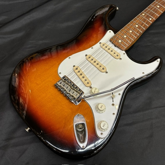 レア！Fender Japan st62-QT ストラトキャスターカスタム品 レア