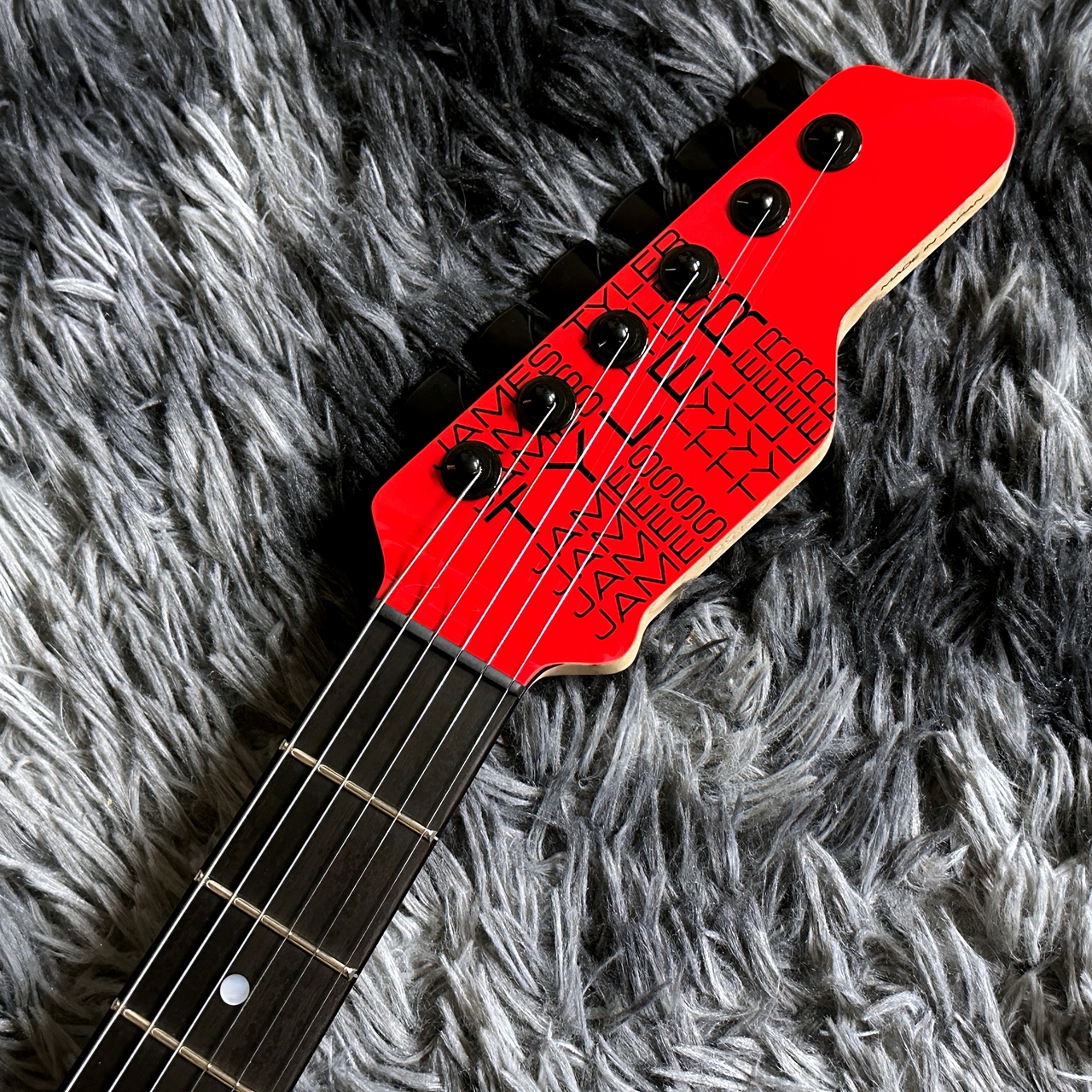 美品】 Tyler Herro Red Prizms RC /299 美品】 Tyler Herro Red