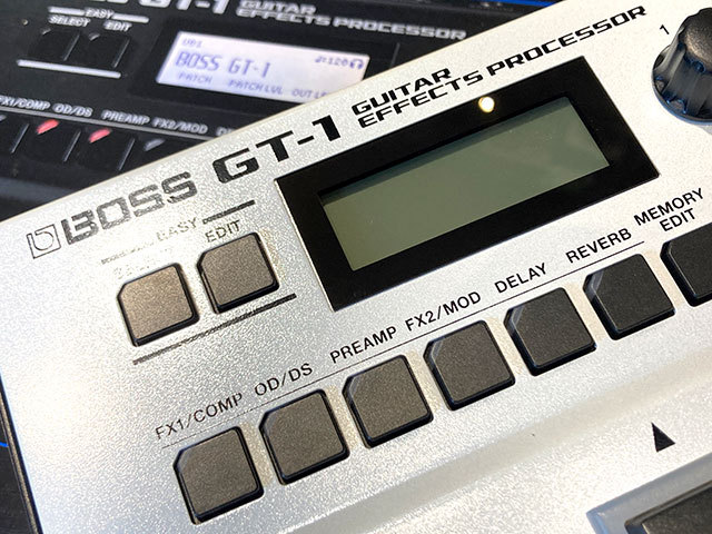 Boss gt1 ギター マルチエフェクター ホワイト 白 Amazon | BOSS