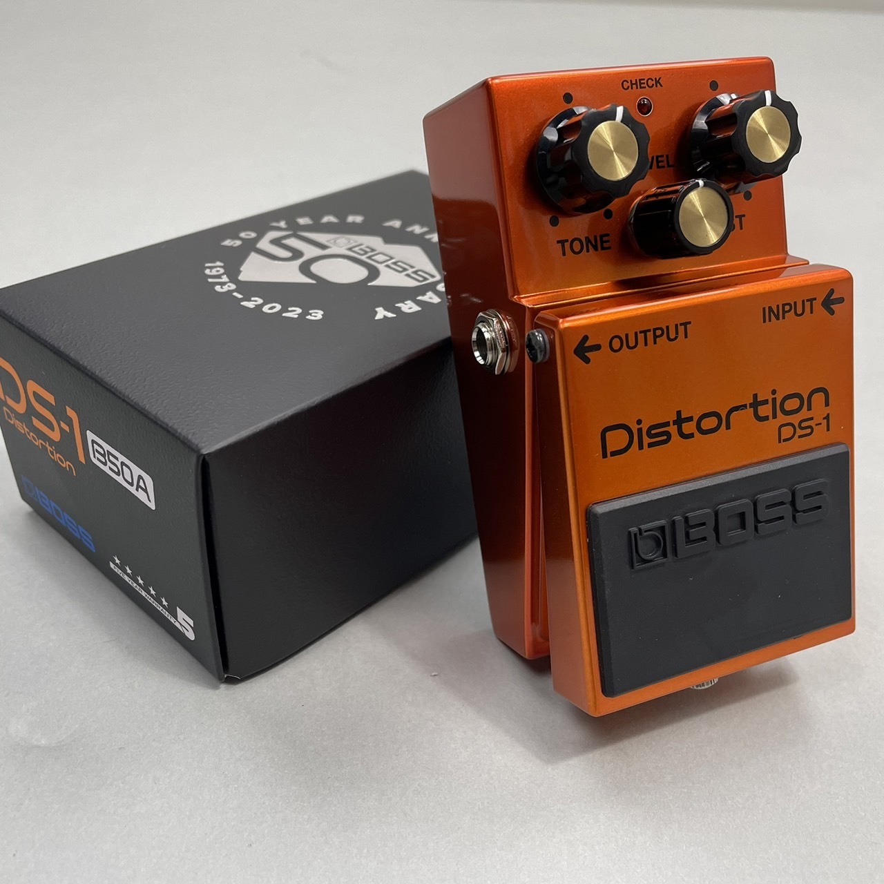 BOSS DS-1 ディストーションペダル 50周年記念 【公式通販】