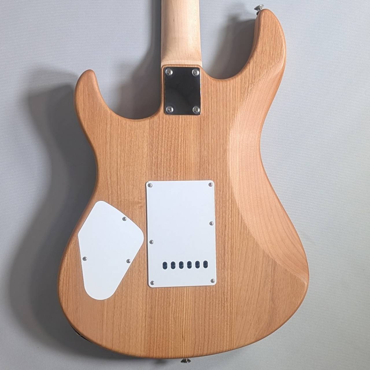 最終値下】パシフィカ PAC112V イエローナチュラルサテン 最終値下