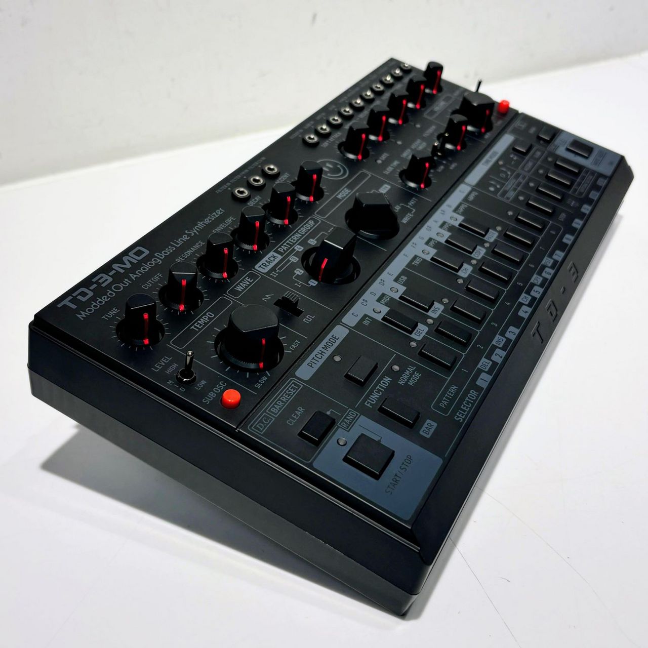 DTM・DAW Behringer TD-3 BK BEHRINGER TD-3-BK｜ミュージックランドKEY