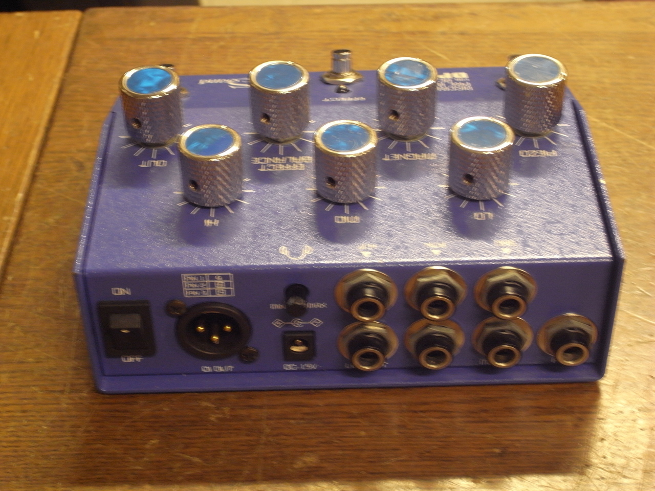 名機✨Crews Maniac Sound DPA-2A エレアコ用プリアンプ 名機✨Crews