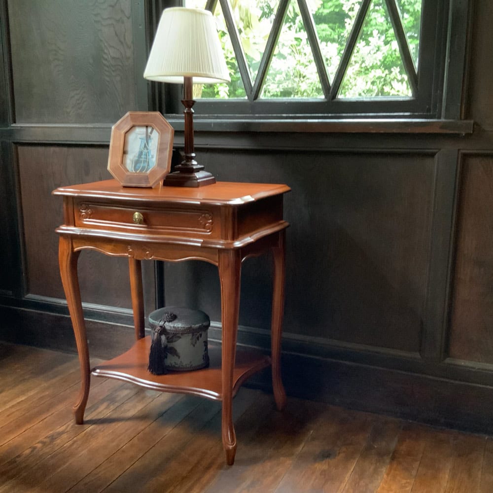 イタリア家具 猫足 飾り棚 大理石 イタリア家具 猫足 飾り棚 大理石