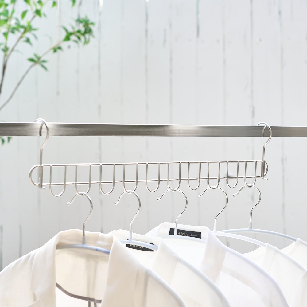 10本 金属と無垢材 白ハンガー おしゃれ 収納 販売済み かたくずれ防止