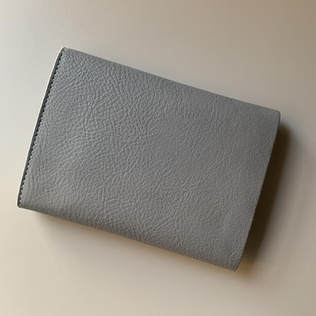 新品】イルビゾンテ 二つ折り財布 クレイグレー