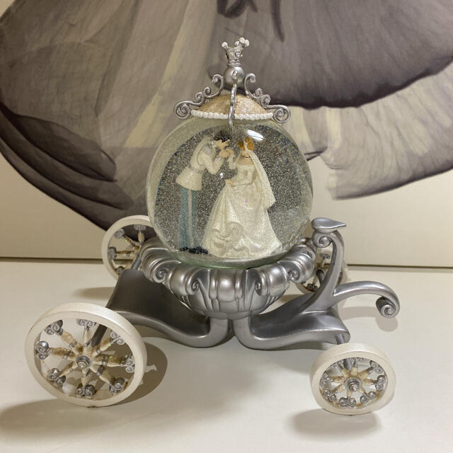 Disney シンデレラスノードーム