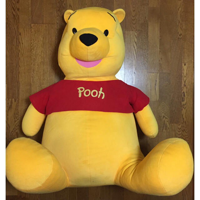 巨大！！ プーさんぬいぐるみ 巨大プーさん ディズニー公式 ぬいぐるみ