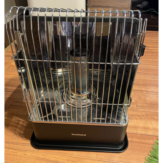 イワタニ カセットガスストーブ ハイパワータイプ シルバー/ブラック