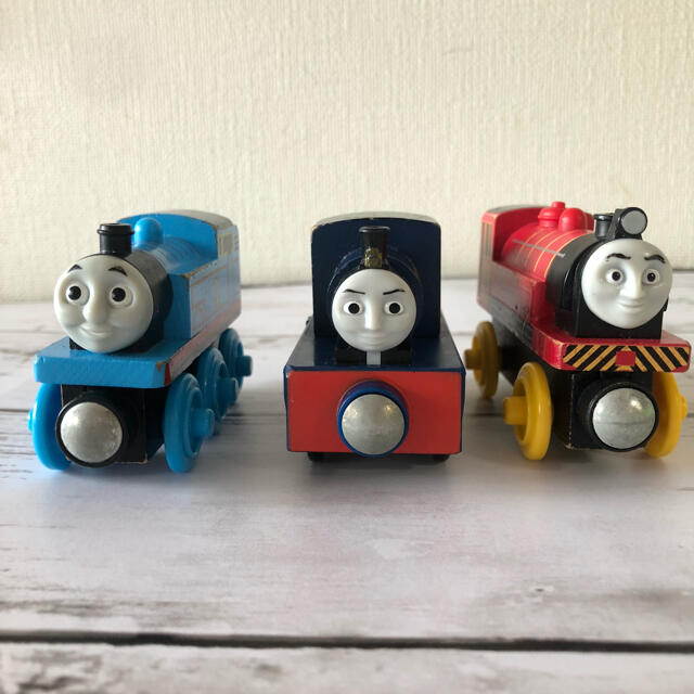 木製トーマス BRIO 3台セット BRIO - 【木製トーマス】3台セットの通販