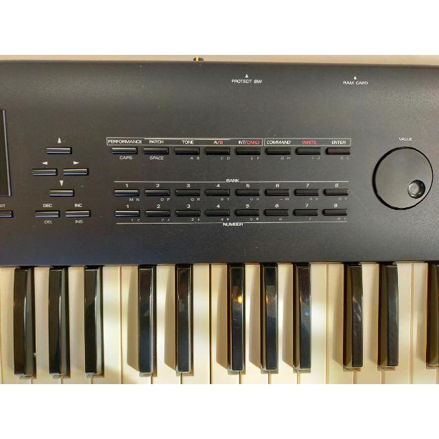 roland d-70 シンセサイザー 76鍵盤 専用ハードケース付 ローランド 注文