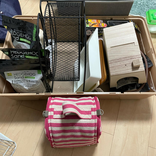 ハリネズミ飼育セット (神奈川付近であれば近くまでお届けも可能です