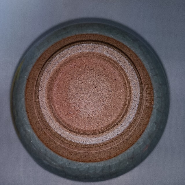 湖巌 有田焼 本青磁抹茶碗 松月窯 青磁象嵌『牡丹唐草文』辰砂 茶碗