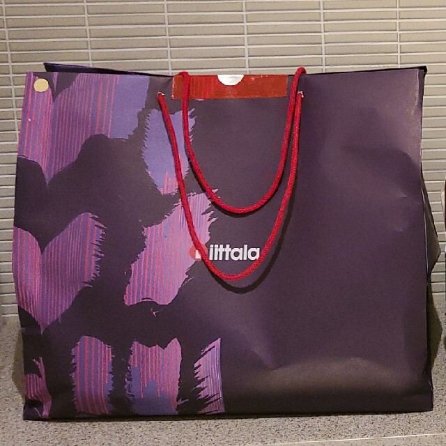 値引可】NGT48 アイカブ缶バッチ（直筆サイン入り）菅原りこ➁