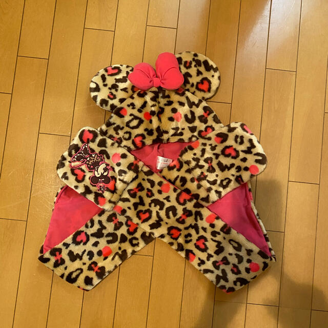 Disney - ディズニー ミニー ヒョウ柄 フード付きマフラー の通販 by