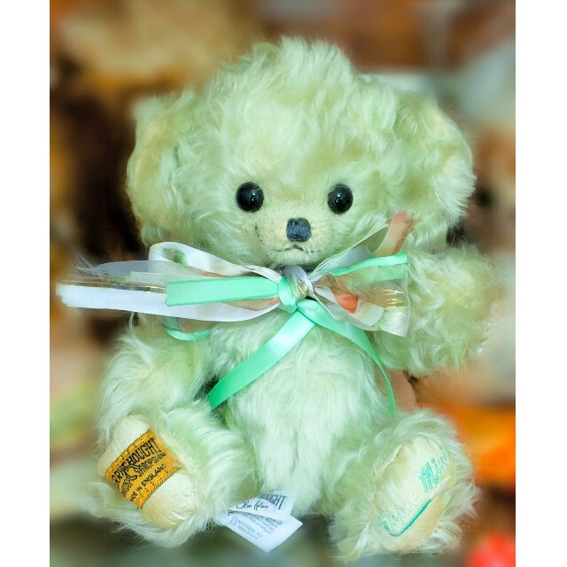 油彩画家 杉田洋一 油絵「L」作品No.189 F6 1997年作 サイン有