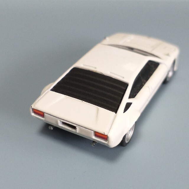 ☆商談中☆ 601 プルバックミニカー ランボルギーニウラッコP250
