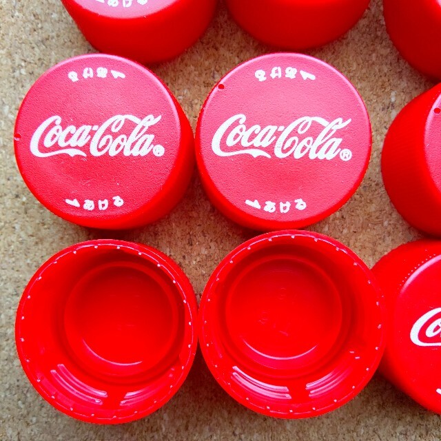 50～60s コカコーラ キャップ ＆ 70s ハンナ・バーベラ クジラボトル