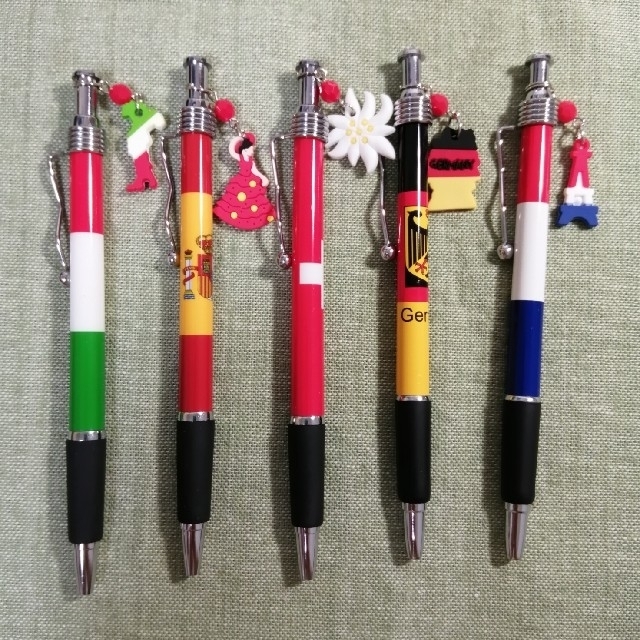 ボールペン 5本セット（ヨロッバの製品)