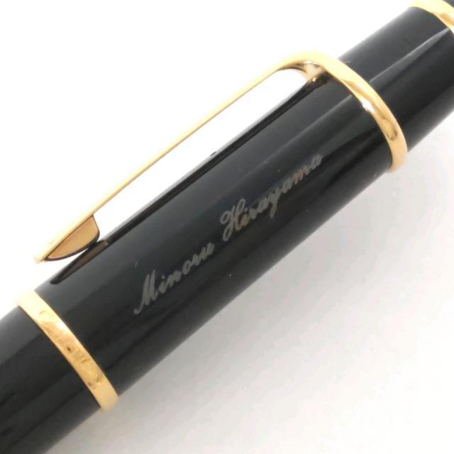 カルティエ 万年筆 - 黒×ゴールド カルティエ 万年筆 - 黒×ゴールド