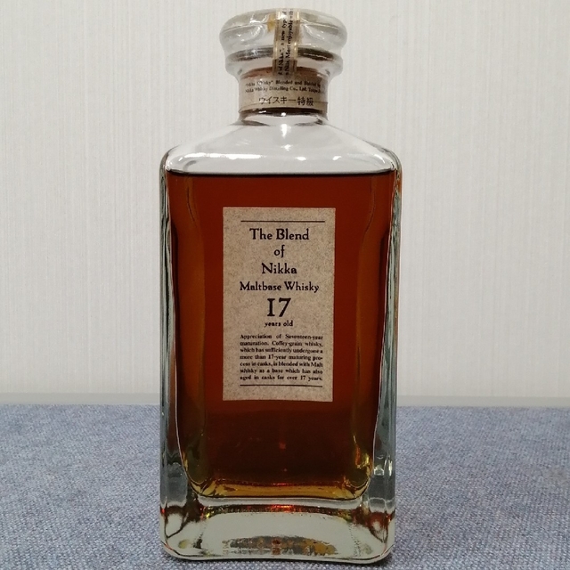 ☆ 特級 ザ・ブレンドオブニッカ17年(金文字) 化粧木箱、小冊子付