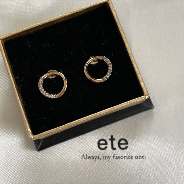 エテ ビジューサークルピアス ete/サークル ビジュー ピアス/イエロー