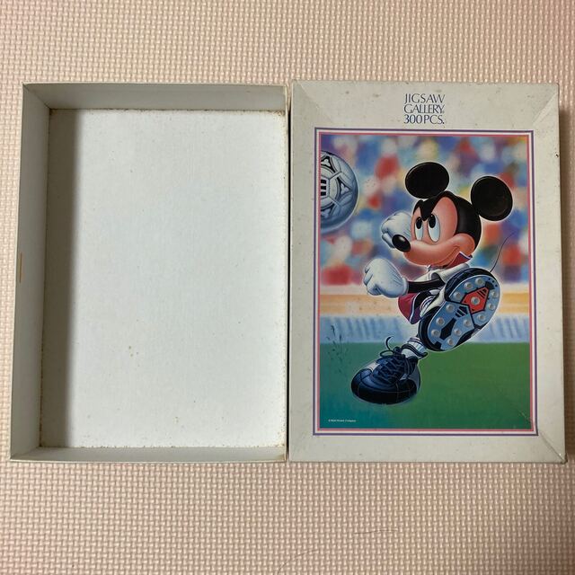 ジグソーパズル 300ピース ディズニーキャラクターズ ミッキーの通販