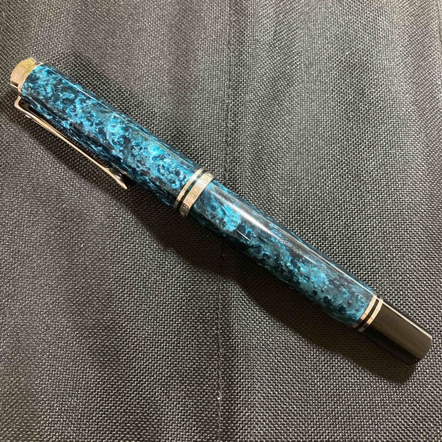 ペリカン万年筆 限定 オーシャンスワール EF