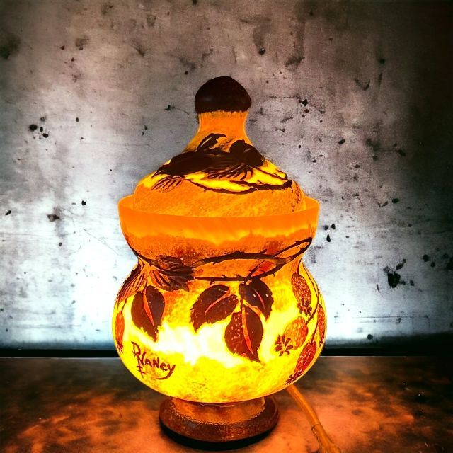 ドームナンシー ポット型 卓上照明 カメオ彫り 被せガラス ナイトスタンド