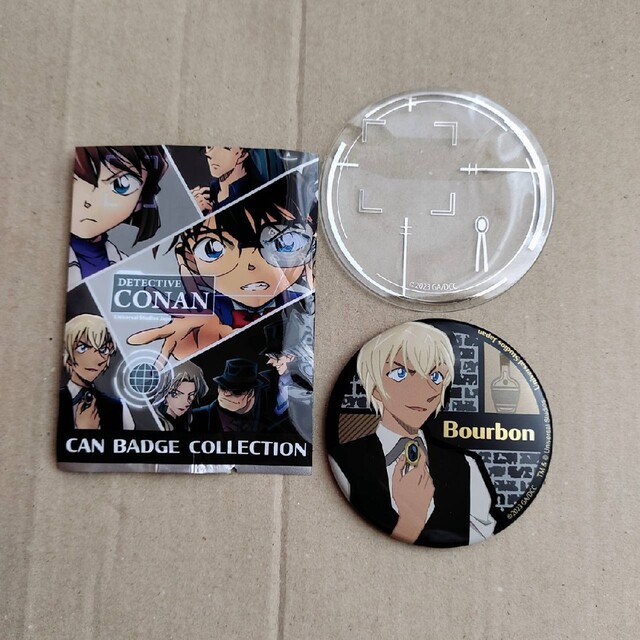 名探偵コナン スクエア缶バッジ ジン 雑誌風 ユニバーサルジャパン 名