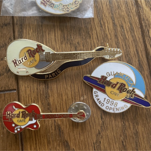ハードロックカフェ(Hard Rock Cafe)50周年ピンバッジバック