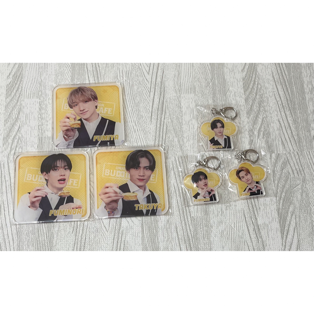 BUDDiiS Cafe トレカ コースター キーホルダー BUDDiiS Cafe トレカ