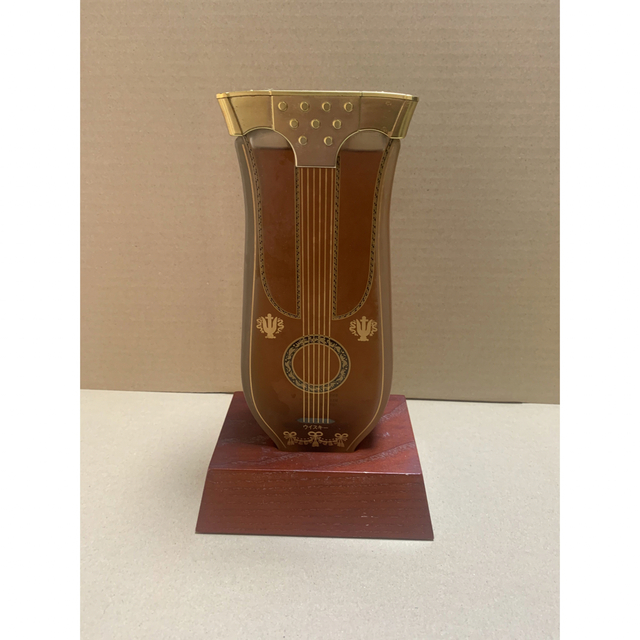 サントリーウイスキー 響 リラギター 楽器シリーズ 未開封 古酒 600ml