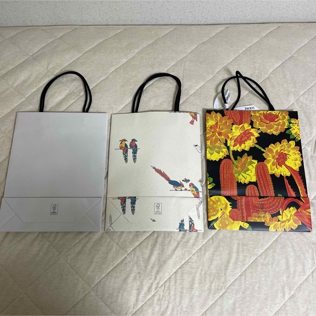 LOEWE - LOEWE紙袋 ショッパー(通常デザインと限定デザインの3枚セット