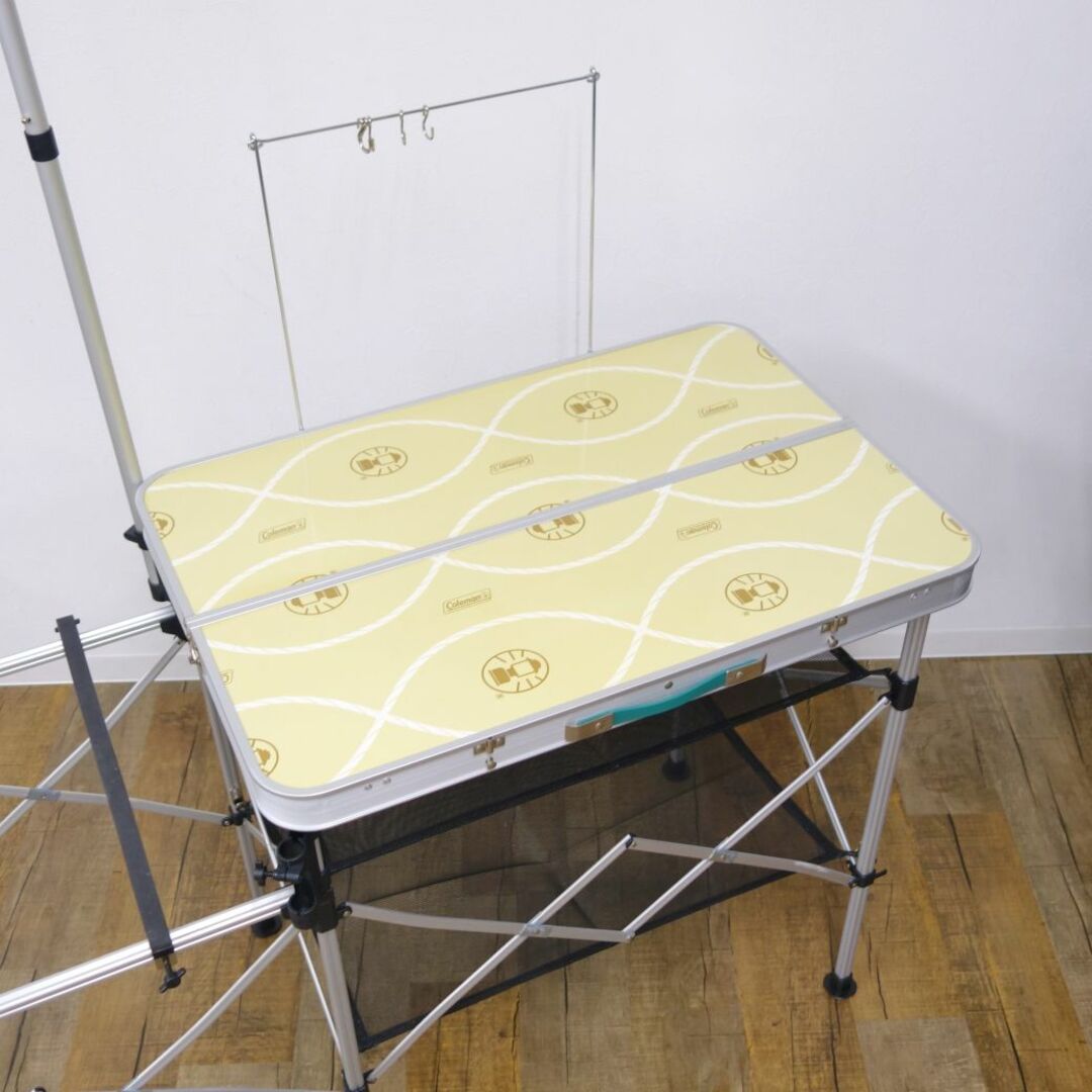 新品未使用Coleman Compact Kitchen Table 新品未使用Coleman Compact